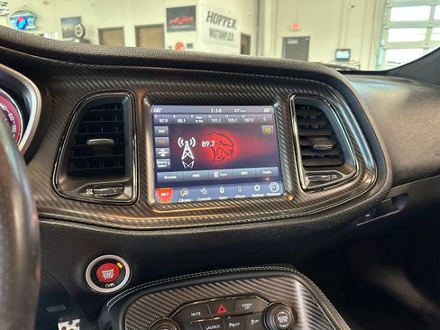 Used 2020 Dodge Challenger SRT Hellcat w/ Carbon/Suede Interior Package RWD image 13
