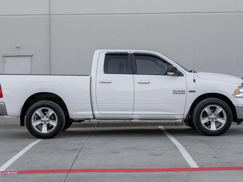 Used 2016 RAM 1500 Big Horn image 3