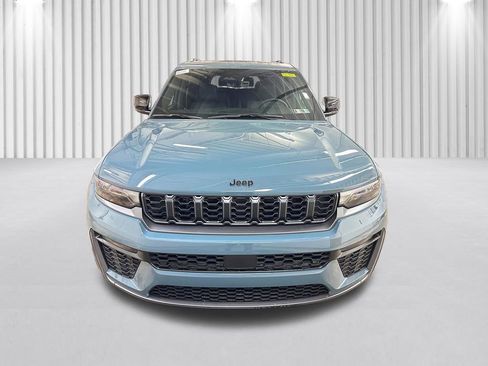 New 2026 Jeep Grand Cherokee L Limited image 11