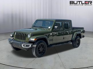Used 2021 Jeep Gladiator Sport AWD/4WD video 1