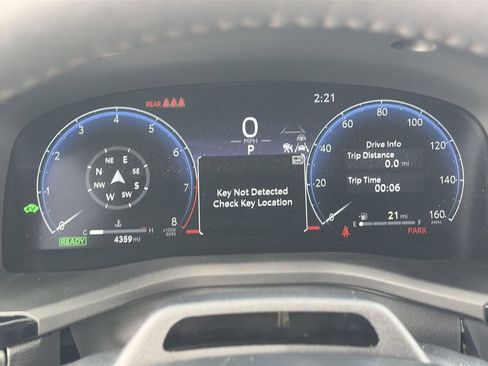 Used 2025 Toyota Camry XLE w/ Premium Plus Package FWD image 29