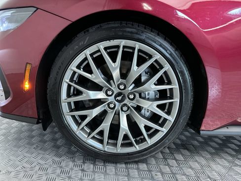 Used 2025 Ford Mustang GT Premium RWD image 27