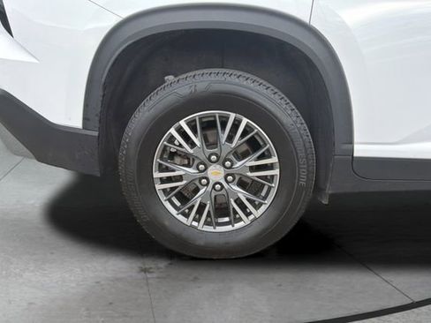 Certified 2024 Chevrolet Traverse LT image 29
