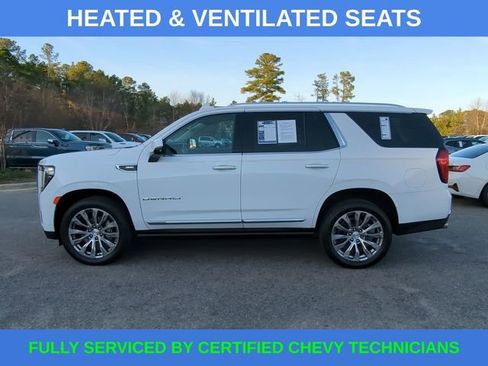 Used 2021 GMC Yukon Denali w/ Denali Premium Package image 9
