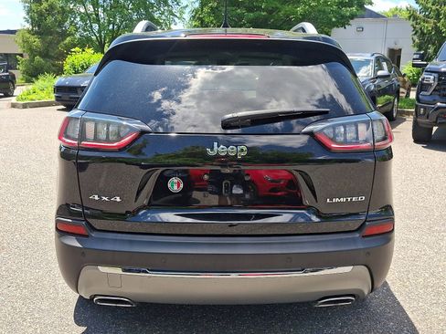 Used 2020 Jeep Cherokee Limited w/ Luxury Group AWD/4WD image 5