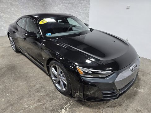 Used 2022 Audi e-tron GT Premium Plus image 61