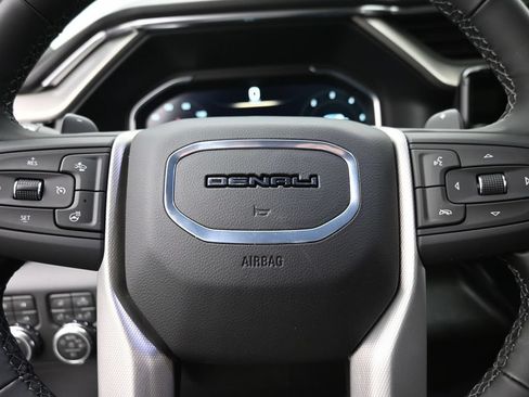 Used 2026 GMC Sierra 1500 Denali w/ Technology Package AWD/4WD image 17