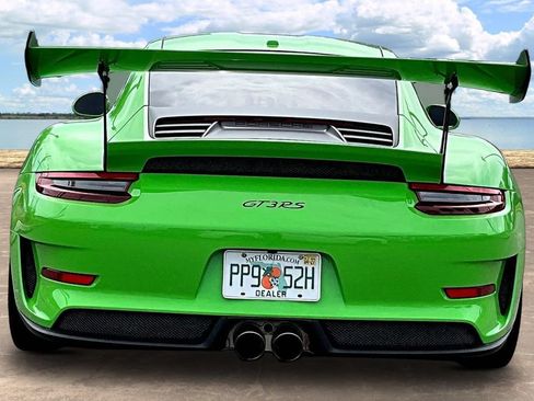 Used 2019 Porsche 911 GT3 RS RWD image 5