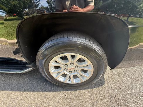 Used 2015 GMC Yukon SLT w/ HD Trailering Package image 49