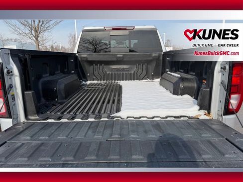 Used 2021 GMC Sierra 1500 Elevation w/ Preferred Package image 6