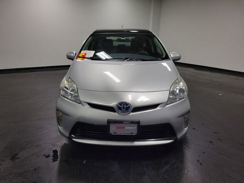 Used 2012 Toyota Prius Three image 2
