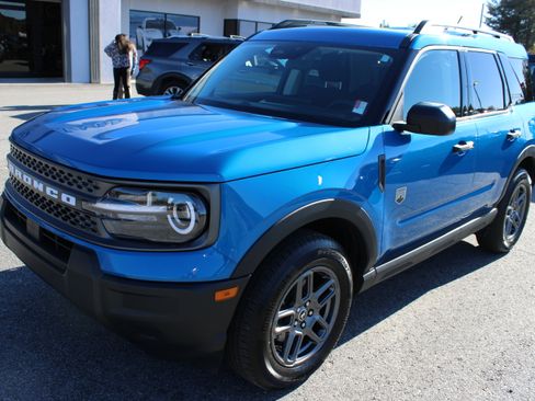 Used 2025 Ford Bronco Sport Big Bend image 2