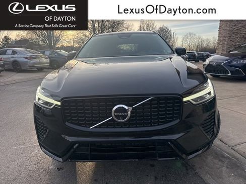 Used 2024 Volvo XC60 B5 Plus image 8
