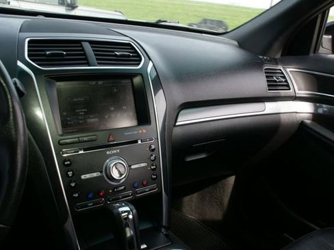 Used 2016 Ford Explorer Sport w/ Equipment Group 401A image 24