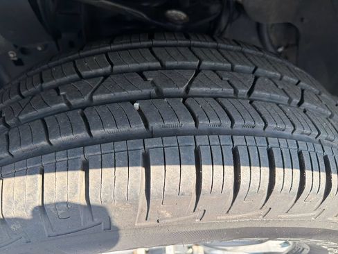 Used 2012 Ford F150 FX4 w/ FX Plus Pkg AWD/4WD image 11