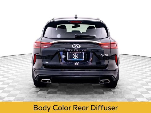 Used 2021 INFINITI QX50 Luxe w/ Appearance Package AWD/4WD image 4