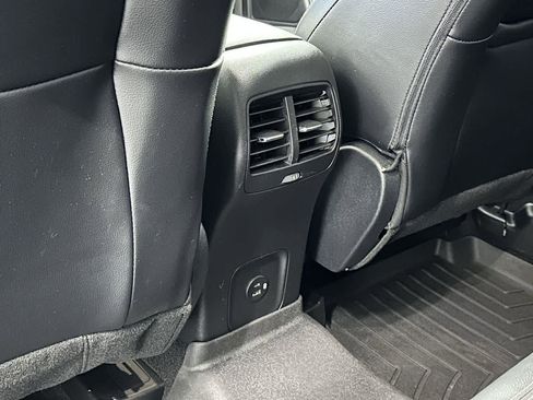 Used 2021 Ford Escape SEL w/ Technology Package image 14