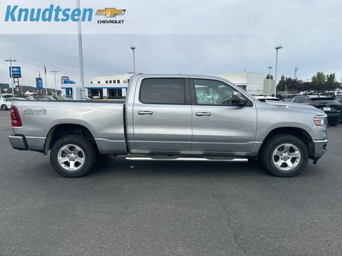 Used 2019 RAM 1500 Big Horn AWD/4WD image 8
