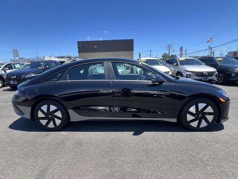 Used 2024 Hyundai Ioniq 6 SE AWD/4WD image 4