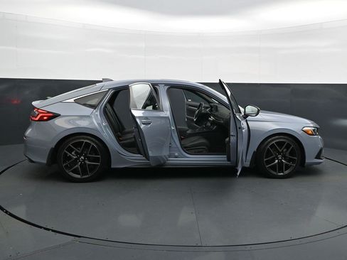 Used 2022 Honda Civic Sport Touring image 32