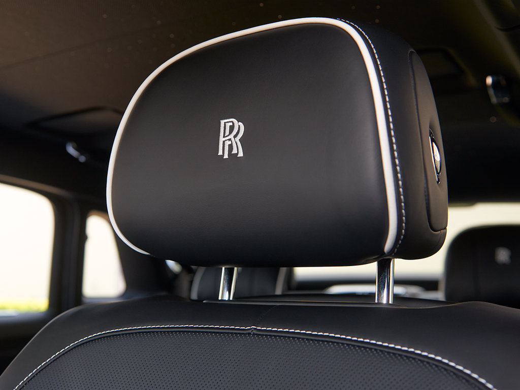 Used 2026 Rolls-Royce Ghost Extended Wheelbase AWD/4WD image 13