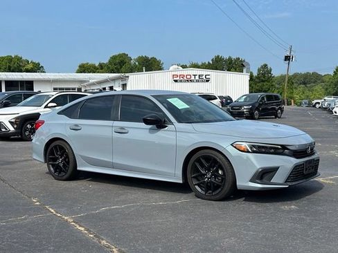 Used 2023 Honda Civic Sport image 7