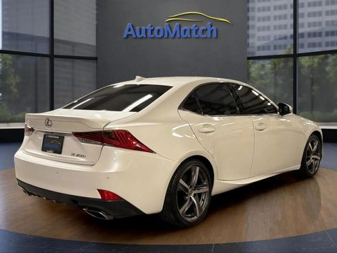 Used 2017 Lexus IS 200t Base image 10