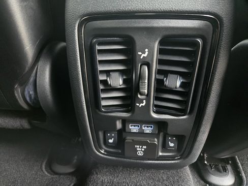 Used 2020 Dodge Durango R/T w/ Trailer Tow Group IV image 18