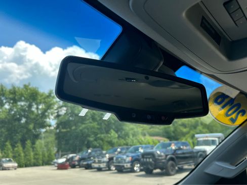 Used 2018 Chevrolet Tahoe LT image 22