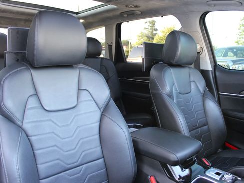 Used 2021 Kia Telluride SX w/ SX Prestige Package AWD/4WD image 30