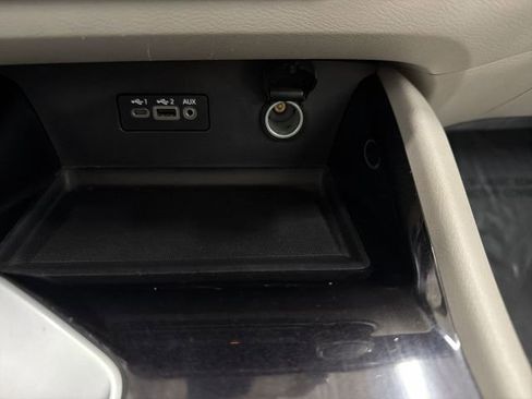 Used 2022 Nissan Altima 2.5 SV w/ SV Premium Package image 26