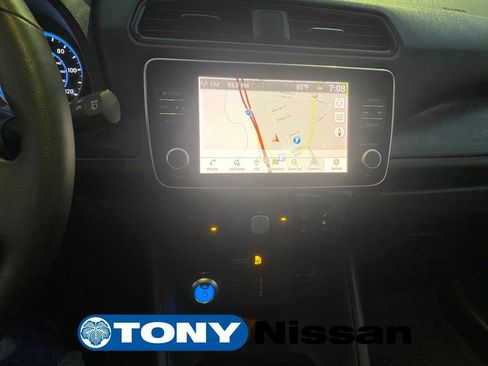 Used 2020 Nissan Leaf SV w/ SV Technology Package image 34