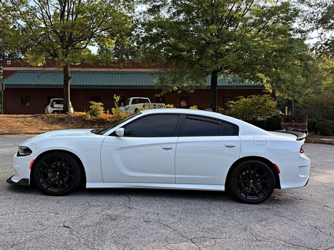 Used 2021 Dodge Charger Scat Pack w/ Daytona Edition Group RWD image 8