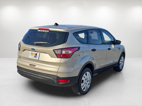 Used 2018 Ford Escape S image 5