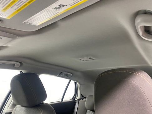 Used 2018 Chevrolet Trax LS image 23