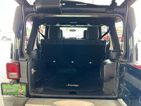 Used 2013 Jeep Wrangler Unlimited Sahara w/ Max Tow Pkg AWD/4WD image 84
