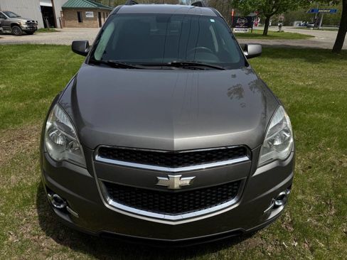 Used 2011 Chevrolet Equinox LT FWD image 2