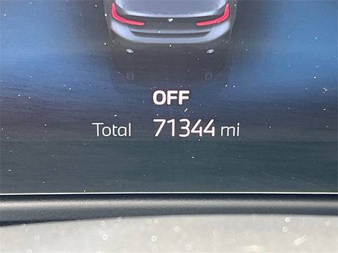 Used 2023 BMW 330i Sedan w/ M Sport Package image 27