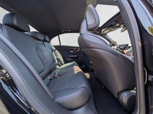 Used 2026 Mercedes-Benz C 300 4MATIC Sedan image 19