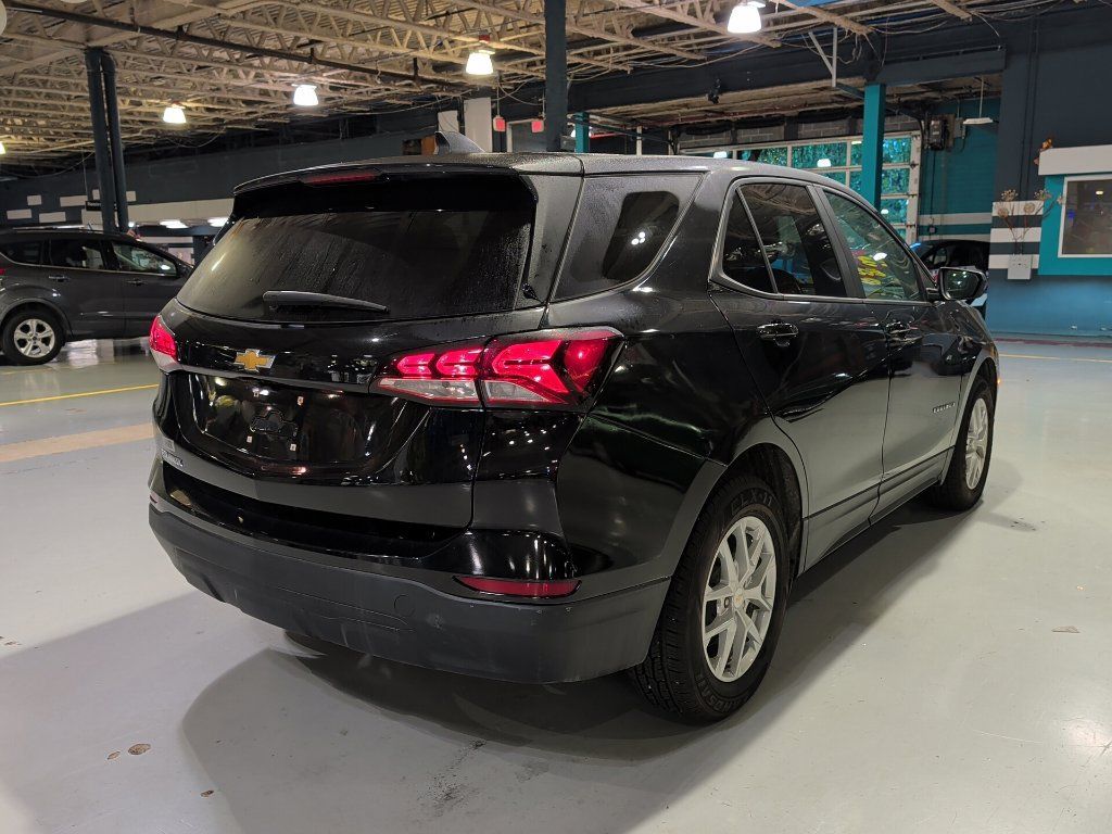 Used 2023 Chevrolet Equinox LS w/ LS Convenience Package FWD image 8