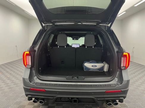 New 2026 Ford Explorer ST w/ Sun And Sound Package image 10