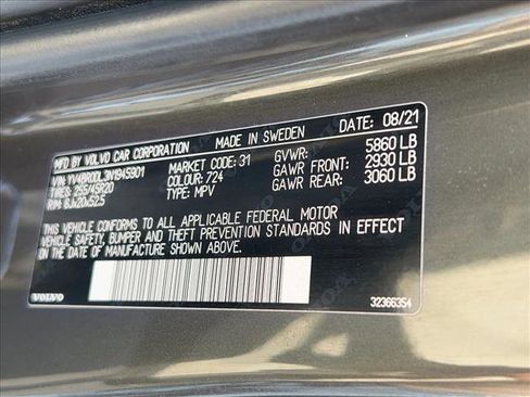 Used 2022 Volvo XC60 T8 Inscription w/ Advanced Package image 24