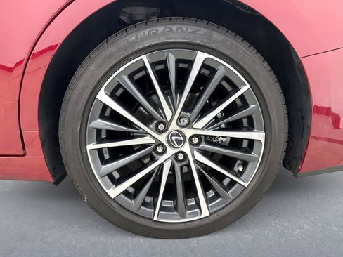 Used 2025 Lexus ES 350 w/ Premium Package image 22