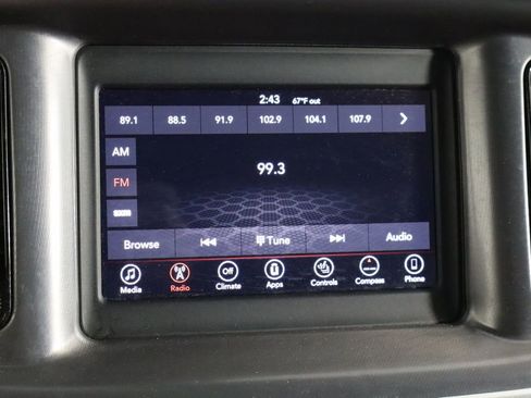 Used 2019 Dodge Charger SXT w/ Blacktop Package RWD image 29