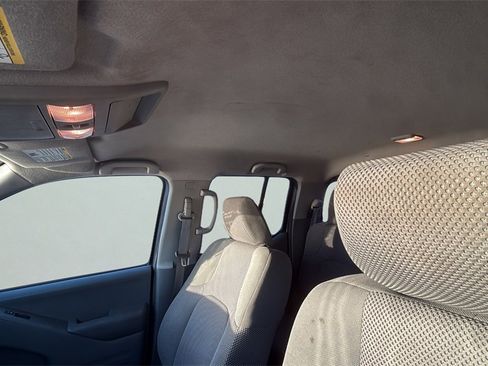 Used 2016 Nissan Frontier SV w/ SV Value Truck Package image 11