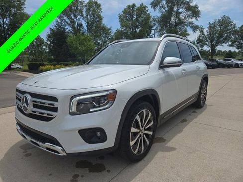 Used 2022 Mercedes-Benz GLB 250 4MATIC image 1