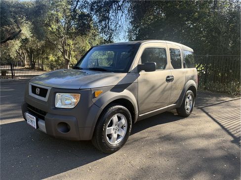 Used 2004 Honda Element EX image 1