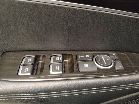 Used 2020 Kia Sorento LX AWD/4WD image 27