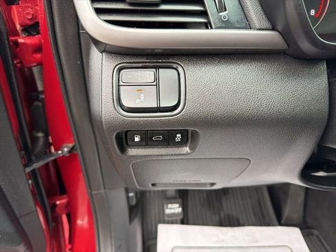 Used 2018 Kia Optima S image 20