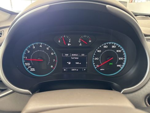 Used 2025 Chevrolet Malibu LT FWD image 10